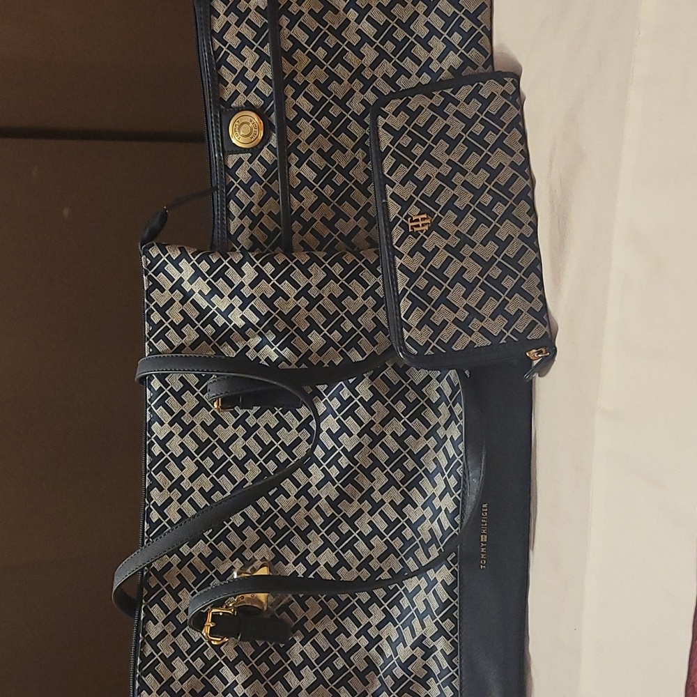 SOLD Tommy Hilfiger 3 piece set NWT